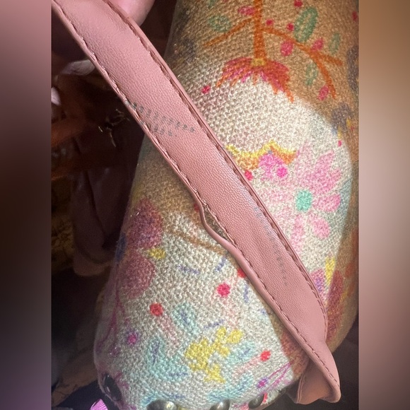 Bebe Quilted Backpack - Picture 5 of 6